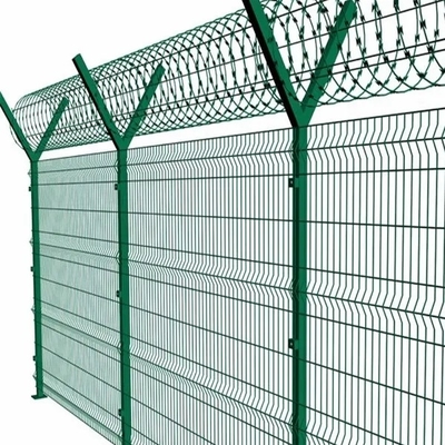 V Fold 3D Panel Triangle Bend Tough Iron Wire Mesh Φράχτης Για Φράχτες Κήπου 5MM Wire Διαμέτρου PE επικαλυμμένη επιφάνεια